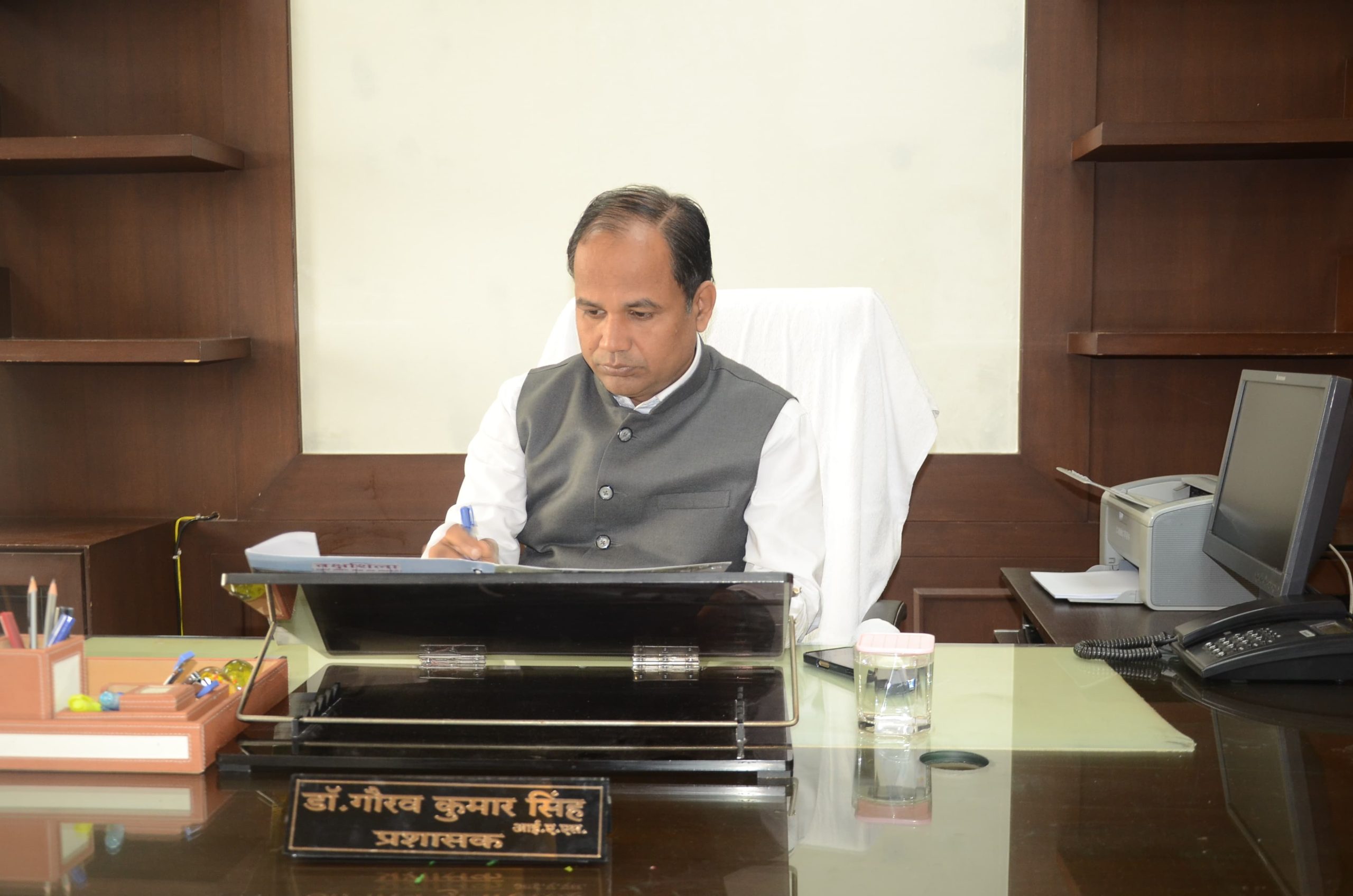 "Administrator Raj" in Raipur Municipal Corporation from today